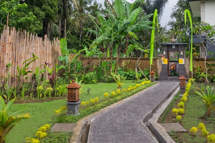 Убуд: Puri Astina Villa