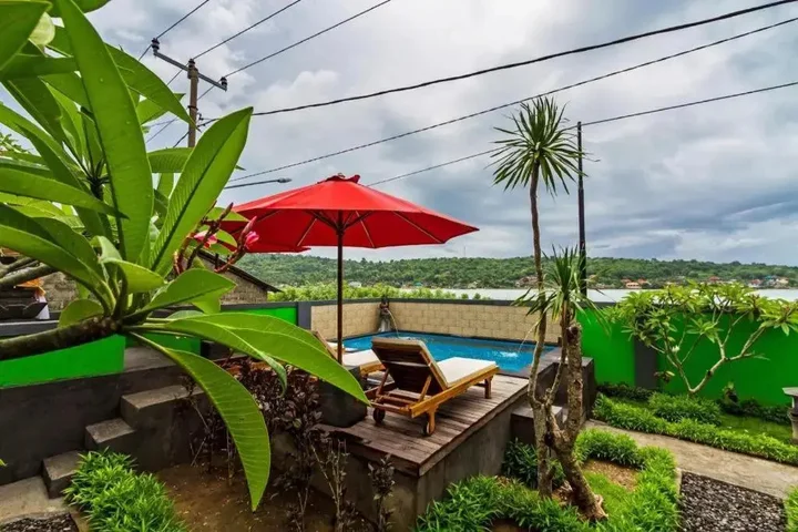 Лембонган-Айленд: Pula Huts Lembongan