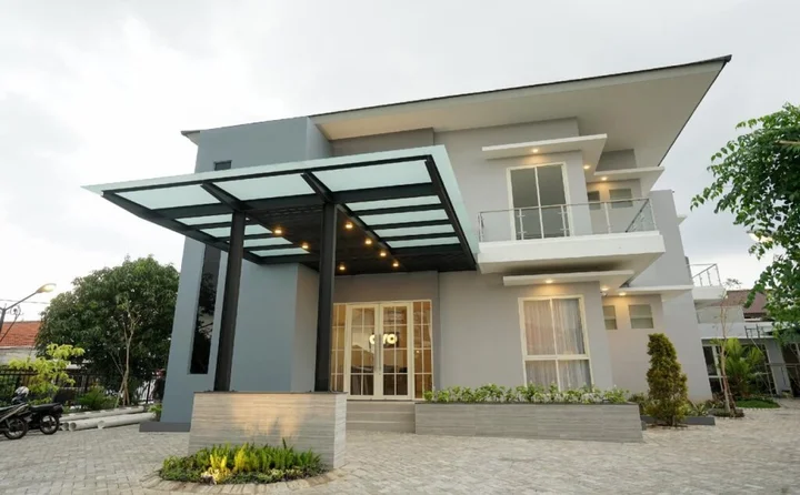 Сурабая: OYO 388 Raka Residence Syariah