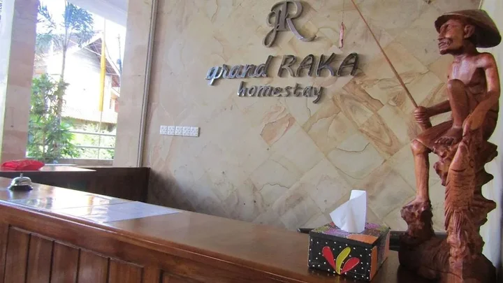 Каликбукбук: Grand Raka Homestay