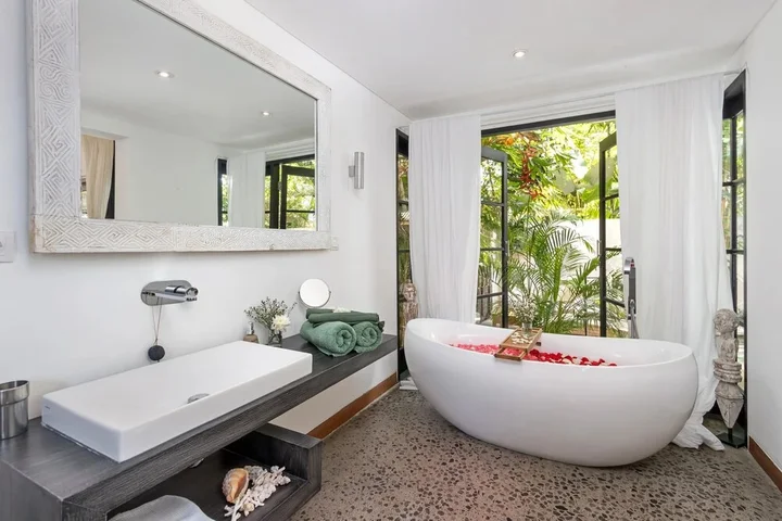 Убуд: Villa Lora by Villa Finder
