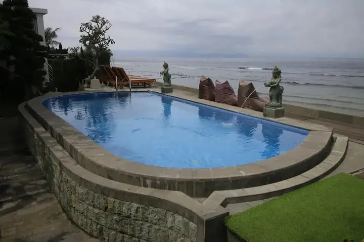 Пенида: Green Beach Inn