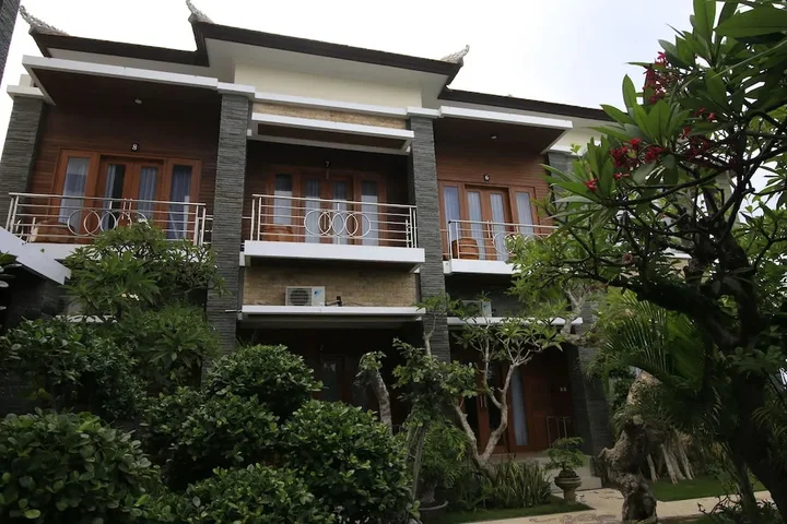 Пенида: Green Beach Inn