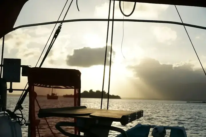 Батам: House Boat