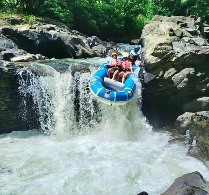 Jerowaru: Ekas Surf Resort