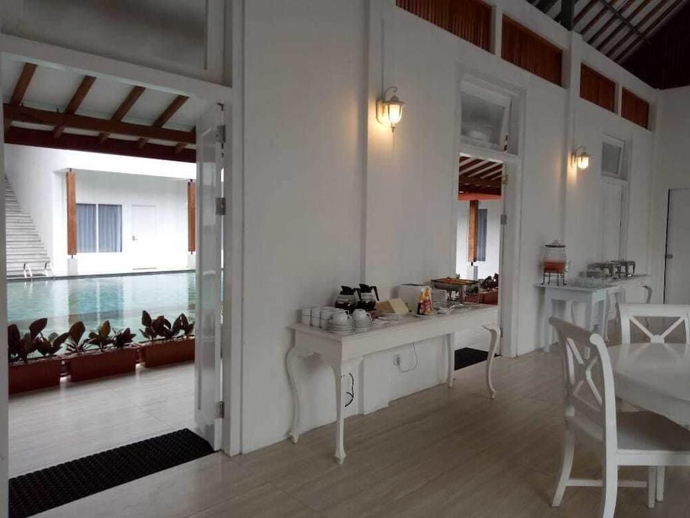 Боробудур: Sinom Borobudur Hotel