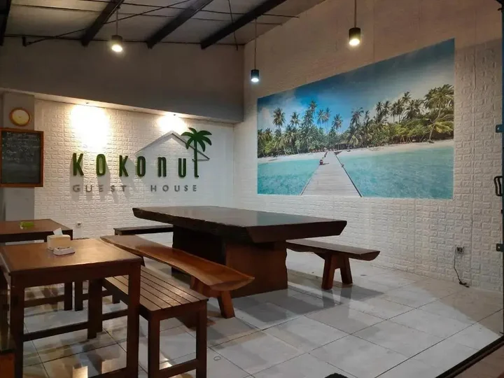 Сурабая: Kokonut Guesthouse
