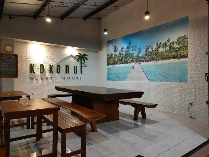 Сурабая: Kokonut Guesthouse