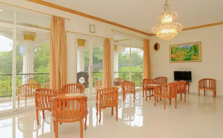 Маланг: OYO 414 Loji Rejo Guest House