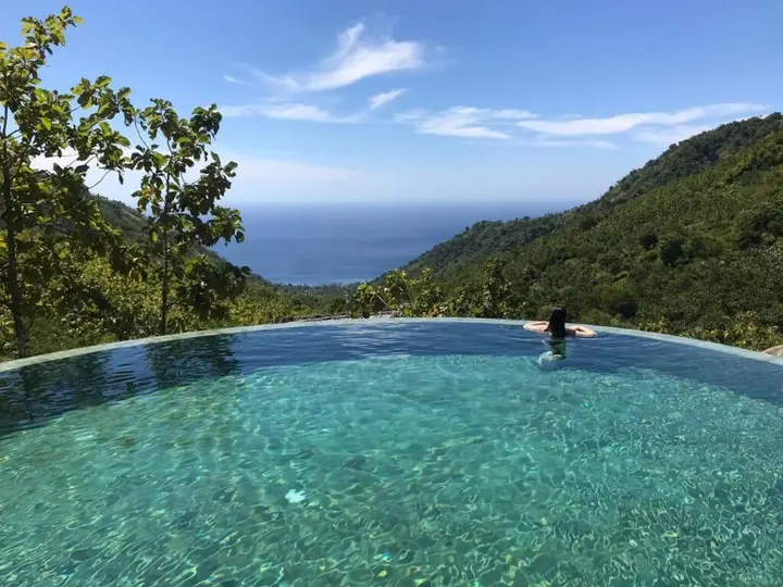 Бунутан: MATHIS Lodge Amed