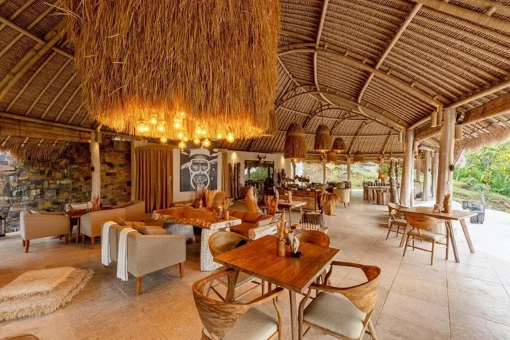 Бунутан: MATHIS Lodge Amed