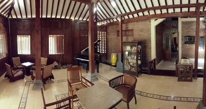 Батуретно: Sego Uduk Home Stay