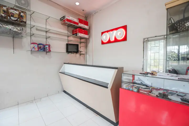 Legok: OYO 387 Alfa Guest House