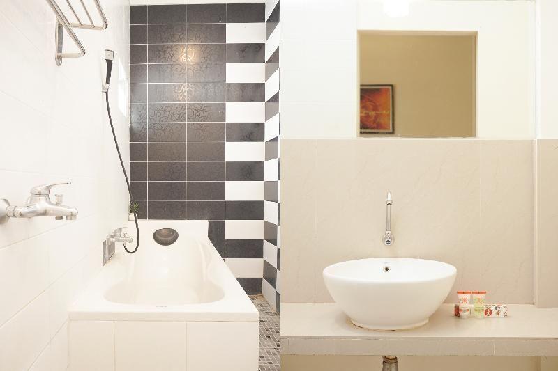 Батуретно: OYO 441 Namira Hotel Syariah