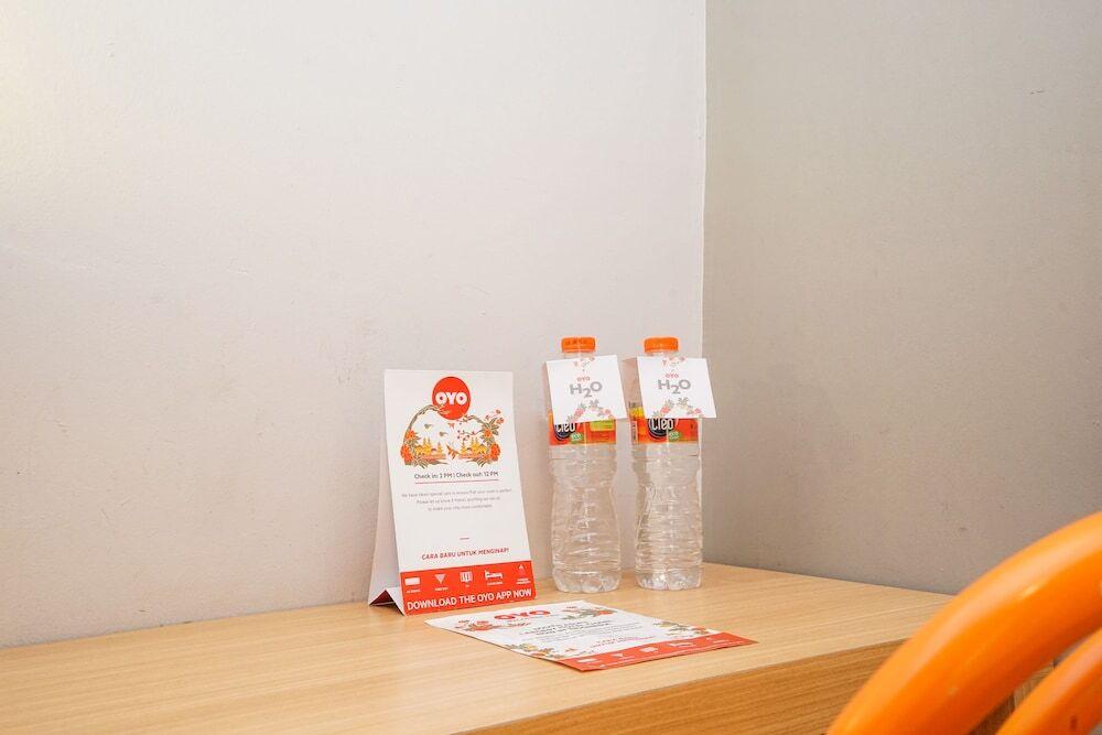 Сурабая: OYO 364 Fame Pavillion Permata