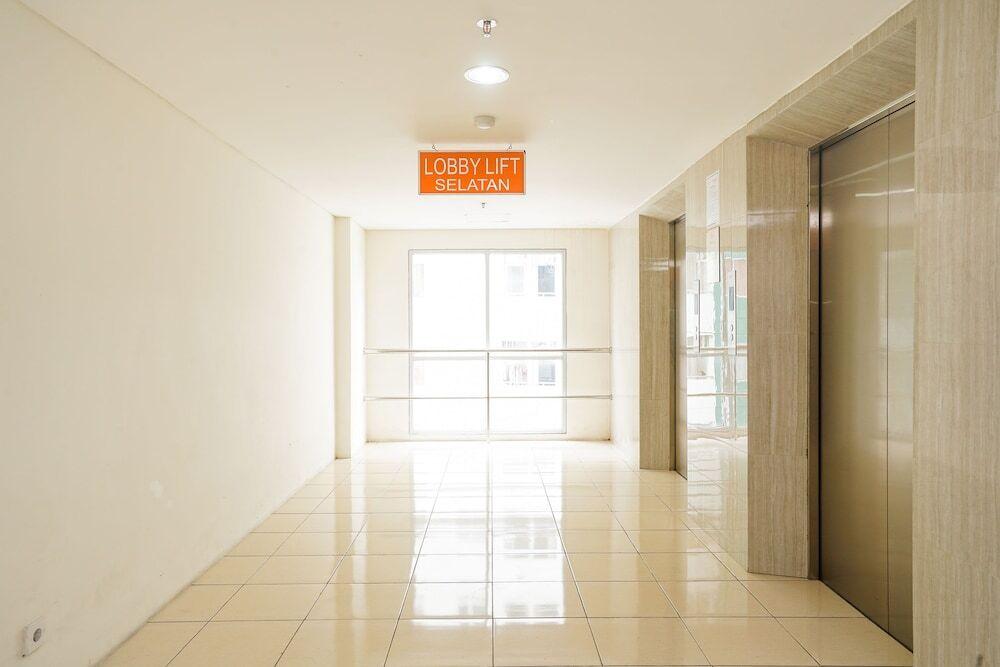 Сурабая: OYO 364 Fame Pavillion Permata
