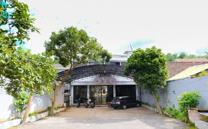 Маланг: OYO 421 Alianda Guest House Syariah