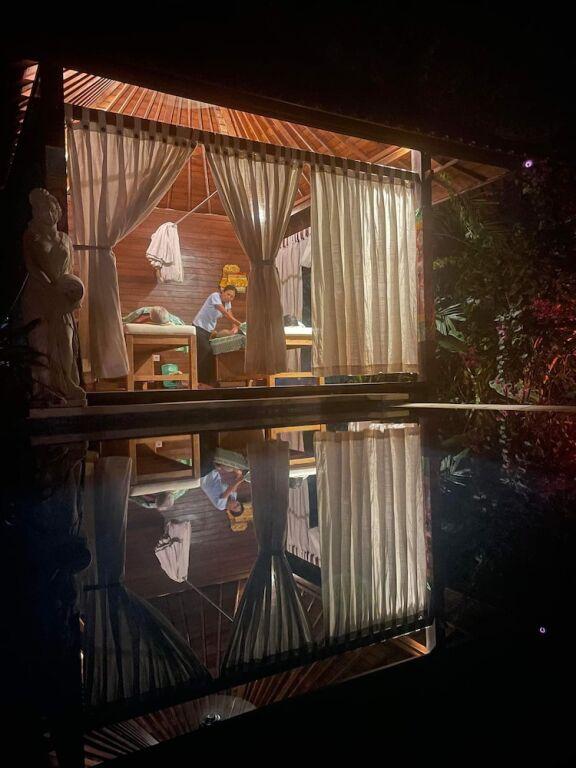 Лембонган-Айленд: Mamamia Island Villa