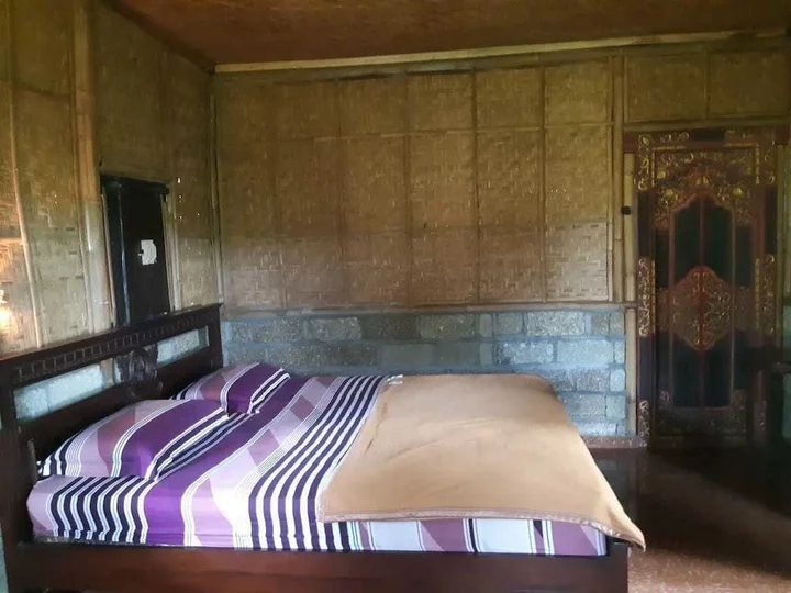 Тембок: Landih Ashram