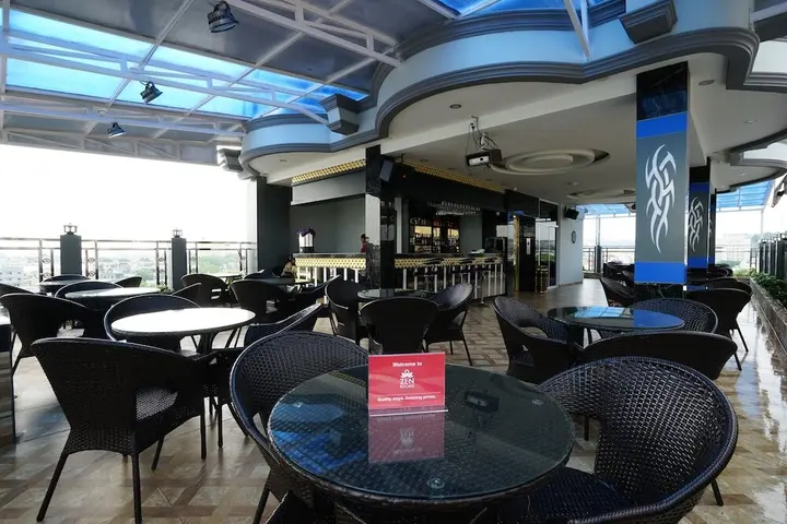 Батам: Cardinal Lucky Star Hotel