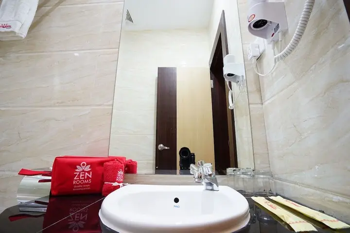 Батам: Cardinal Lucky Star Hotel