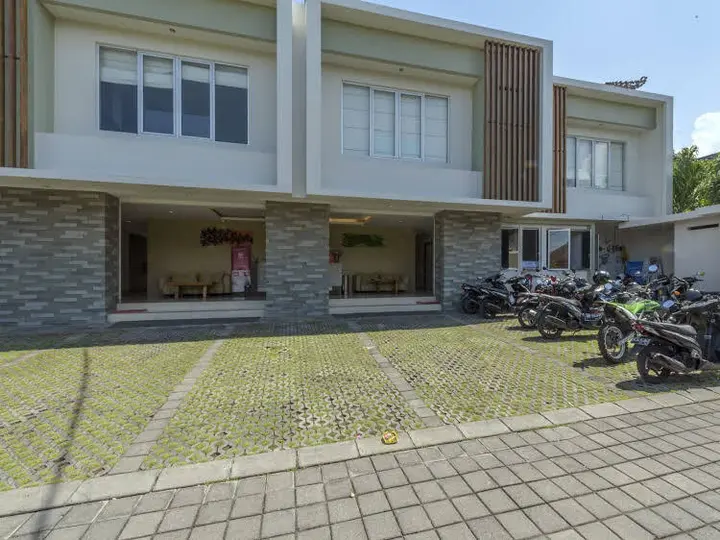 Кута: ZEN Rooms Seminyak Mertanadi
