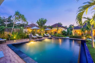 Лембонган-Айленд: Song Bintang Villas
