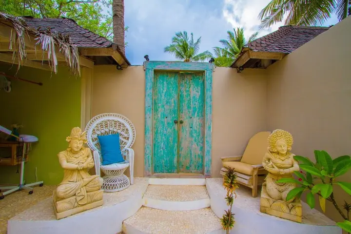 Гили Траванган: Villa Spalia