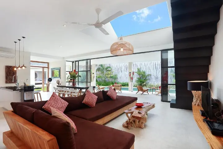 Кута: Seminyak White Design Villa
