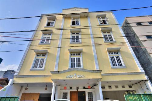 Джакарта: ZEN Rooms Basic Near Pasar Baru