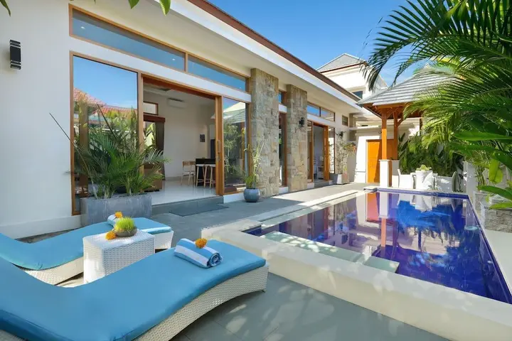 Кута: Holl Villa