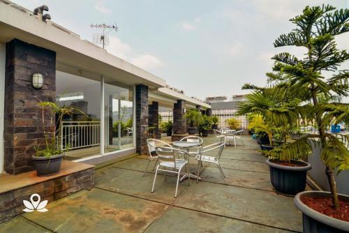 Джакарта: ZEN Rooms Basic near Cilandak Town Square