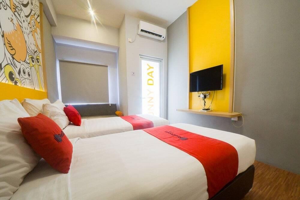 RedDoorz Apartment near Golden City Mall — фото 5