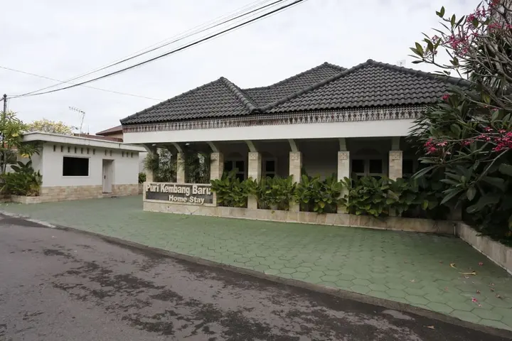 Депок: RedDoorz Plus near Adisucipto Airport 2