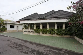 Депок: RedDoorz Plus near Adisucipto Airport 2