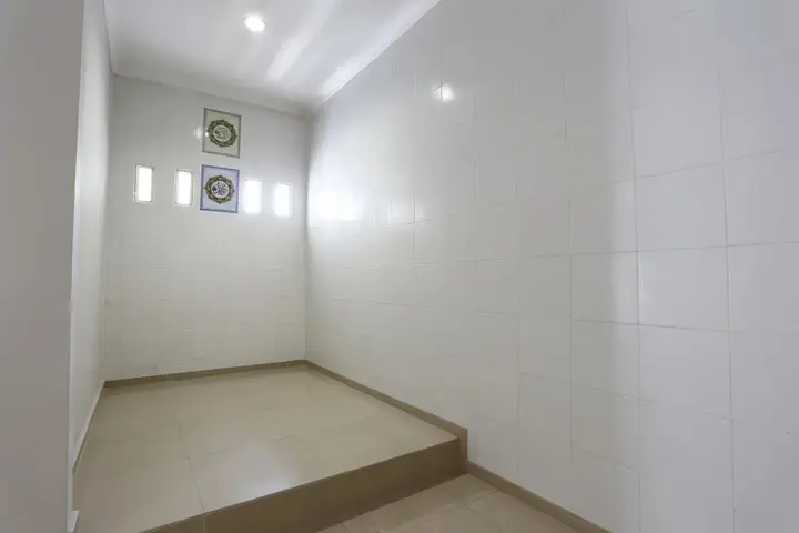 Депок: RedDoorz Plus near Adisucipto Airport 2
