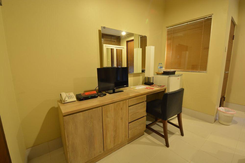 Джакарта: ZEN Rooms Kemang Ampera