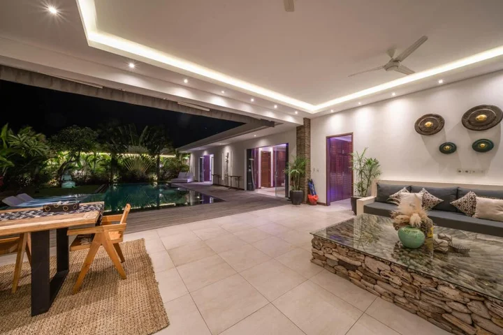 Кута: Villa Tira