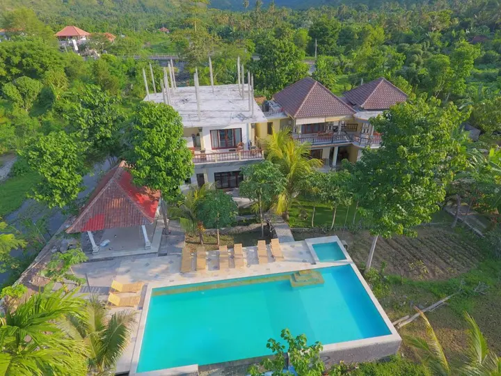 Бунутан: Villa Taman Padi