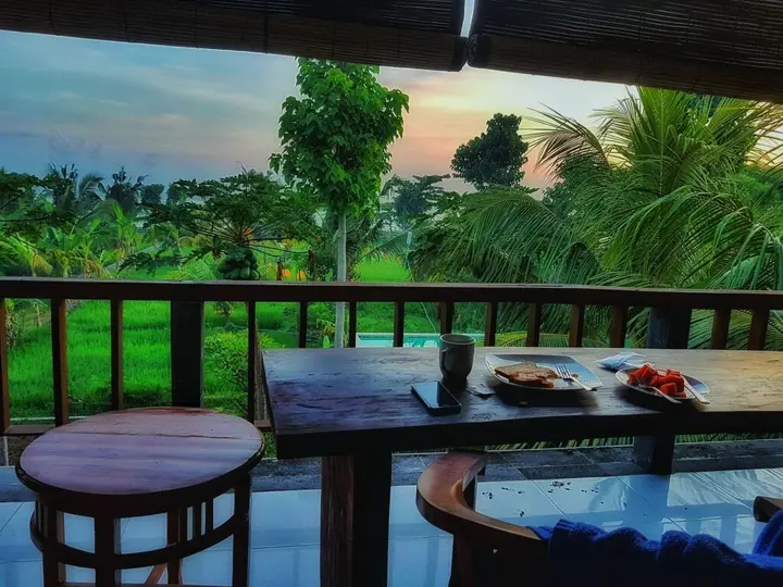 Бунутан: Villa Taman Padi