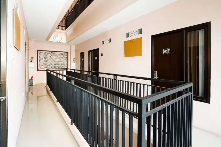 Сурабая: ZEN Rooms Basic Audah Syariah Sutos