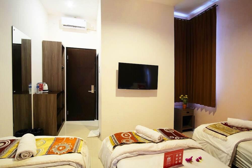 Сурабая: ZEN Rooms Basic Audah Syariah Sutos