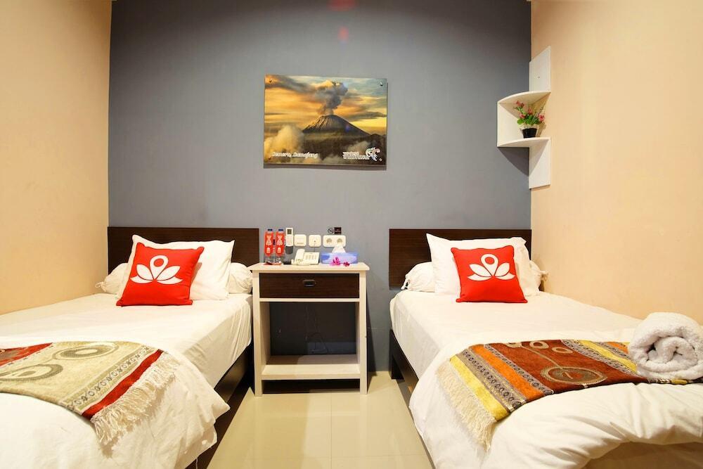 Сурабая: ZEN Rooms Basic Audah Syariah Sutos