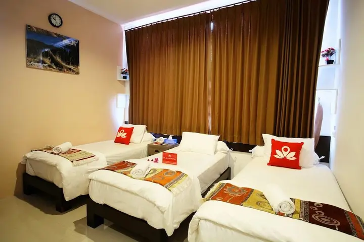 Сурабая: ZEN Rooms Basic Audah Syariah Sutos