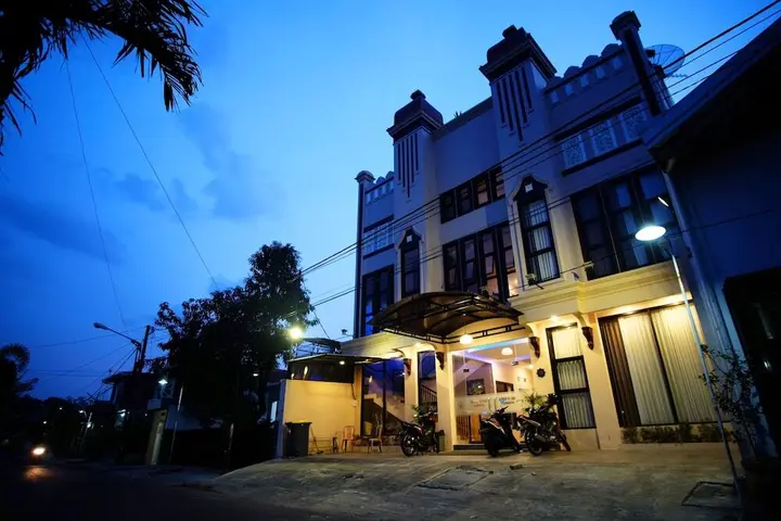 Сурабая: ZEN Rooms Basic Audah Syariah Sutos