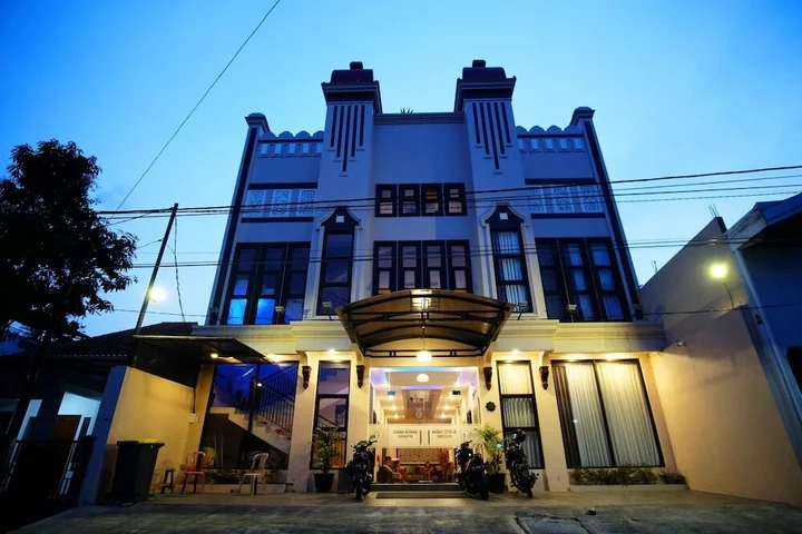 Сурабая: ZEN Rooms Basic Audah Syariah Sutos