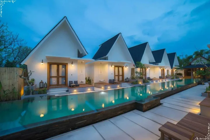 Гили Траванган: Ponte Villas