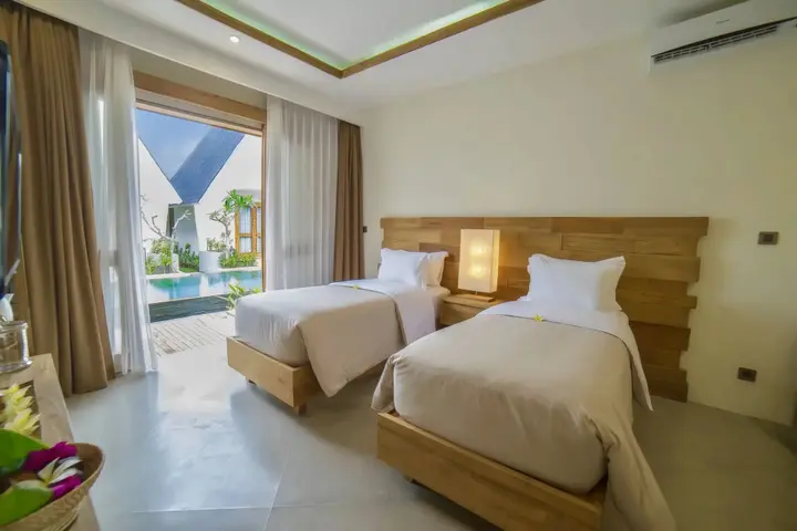 Гили Траванган: Ponte Villas