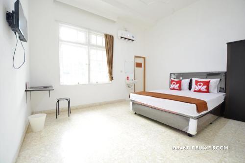 Джакарта: ZEN Rooms Kemang G17 Syariah