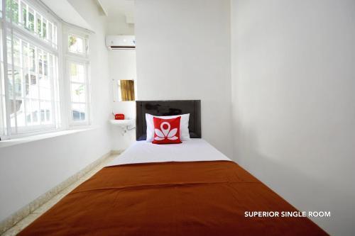 Джакарта: ZEN Rooms Kemang G17 Syariah